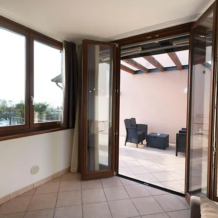 Vista Con Terrazza Apartmán